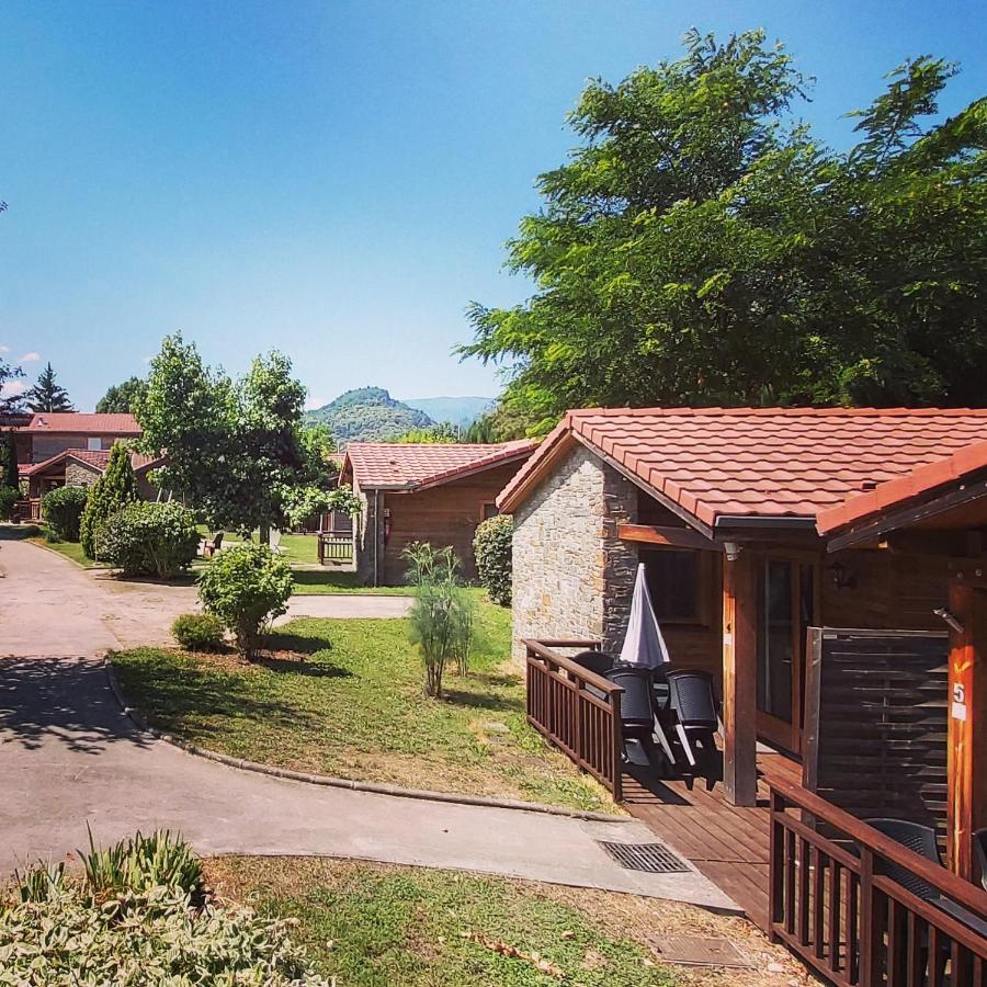 Aparthotel Le Hameau du Comté de Foix à Mercus-Garrabet Extérieur photo