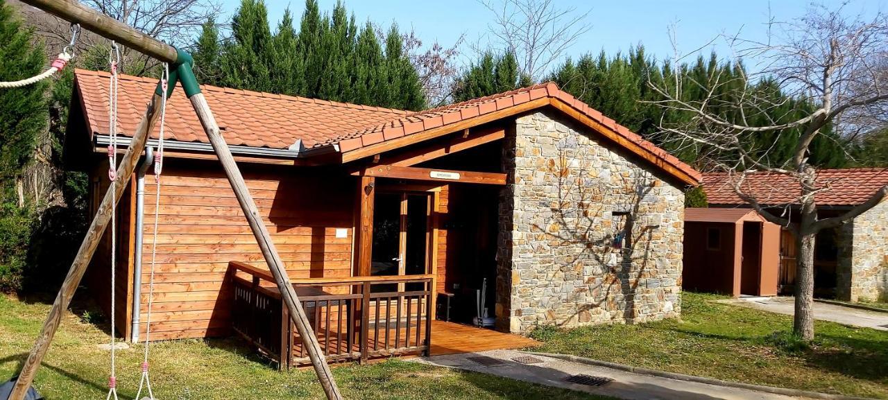 Aparthotel Le Hameau du Comté de Foix à Mercus-Garrabet Extérieur photo