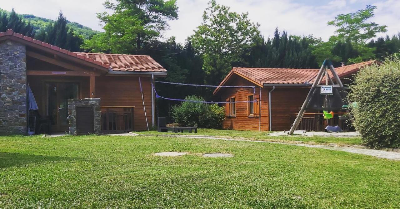 Aparthotel Le Hameau du Comté de Foix à Mercus-Garrabet Extérieur photo